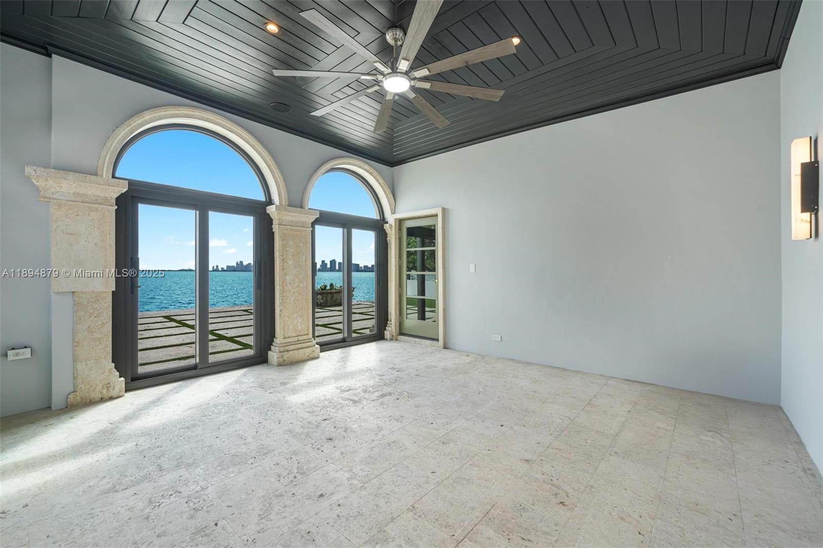 1331 Bay Ter North Bay Village, FL 33141