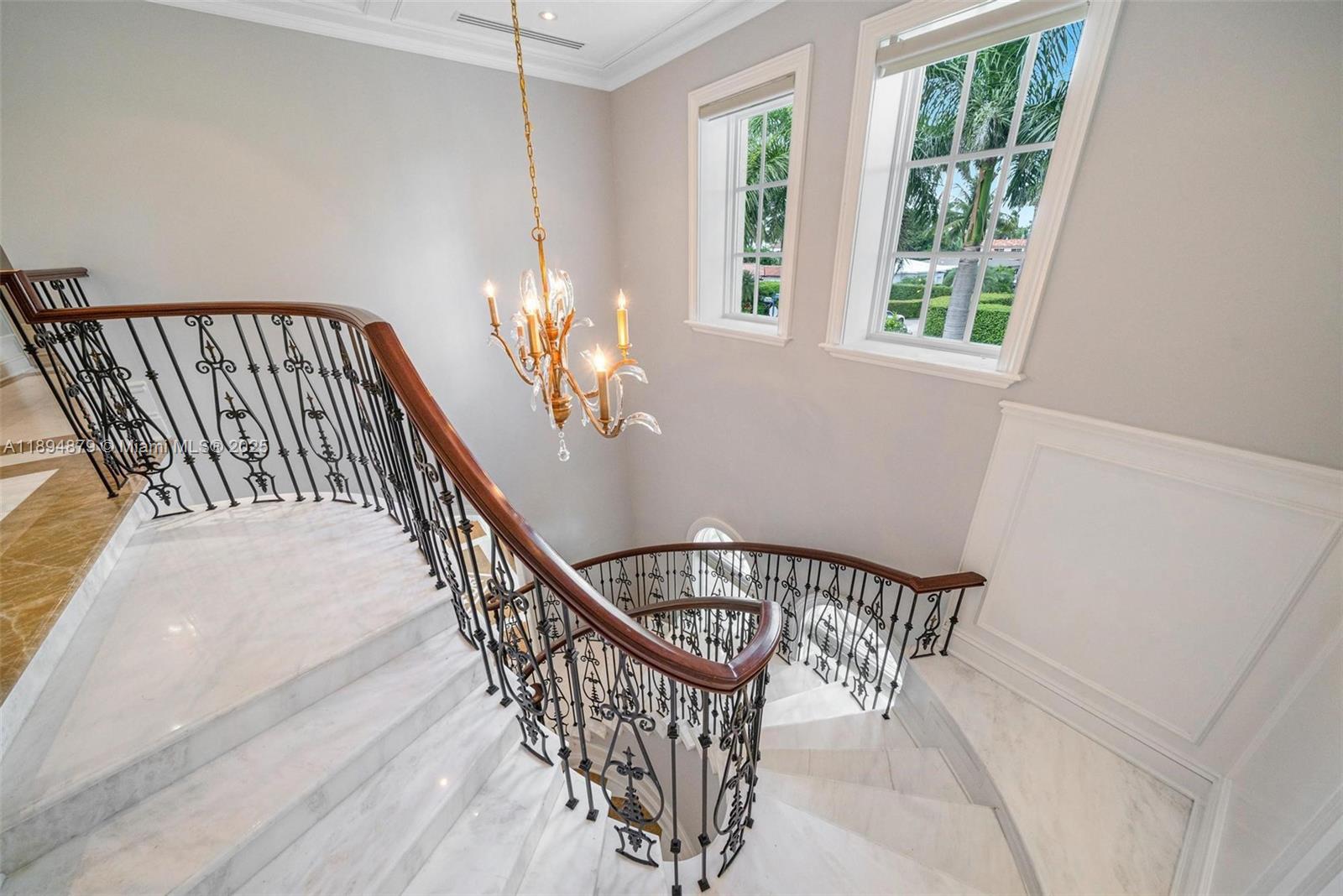 1331 Bay Ter North Bay Village, FL 33141