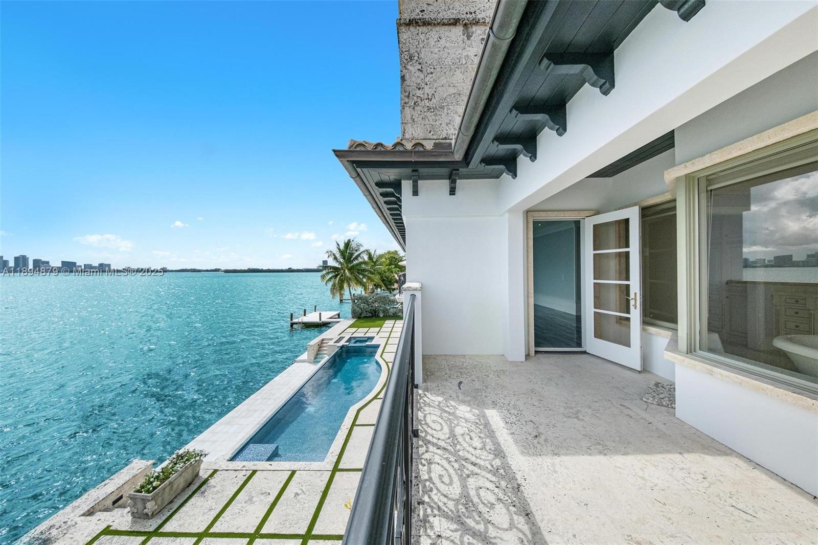 1331 Bay Ter North Bay Village, FL 33141