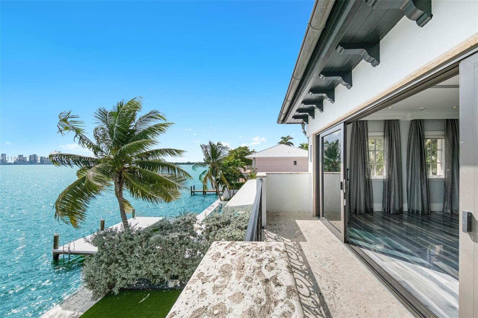 1331 Bay Ter North Bay Village, FL 33141