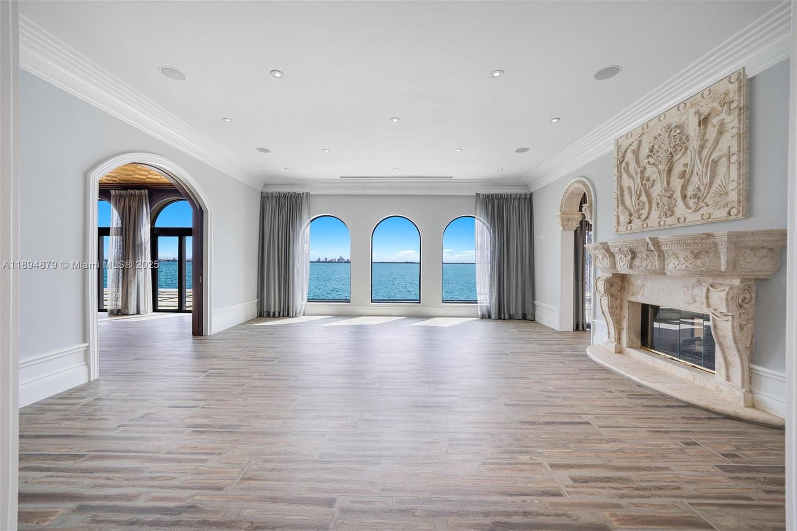 1331 Bay Ter North Bay Village, FL 33141