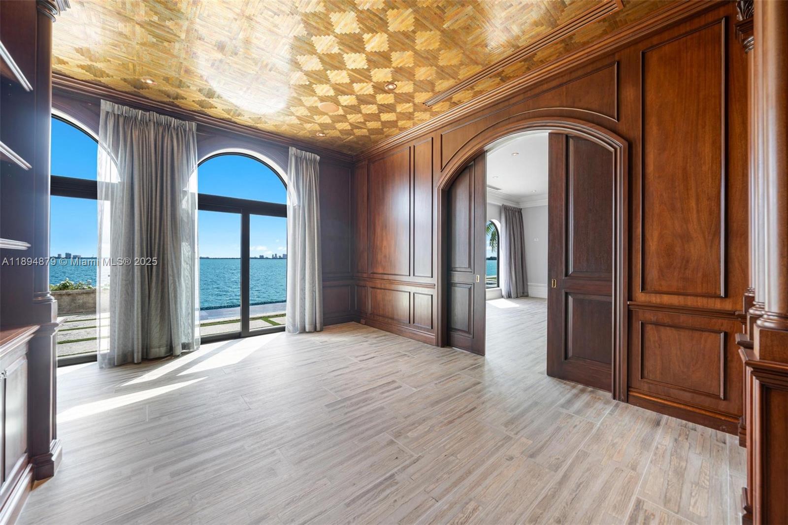 1331 Bay Ter North Bay Village, FL 33141