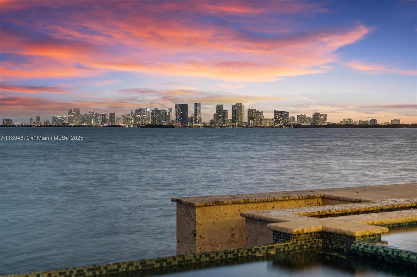 1331 Bay Ter North Bay Village, FL 33141