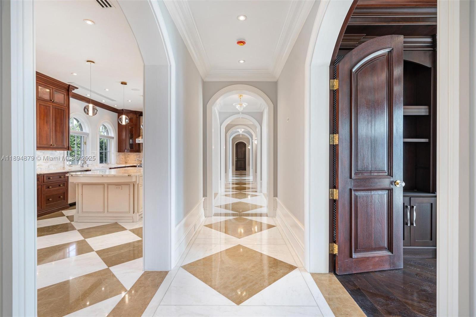 1331 Bay Ter North Bay Village, FL 33141