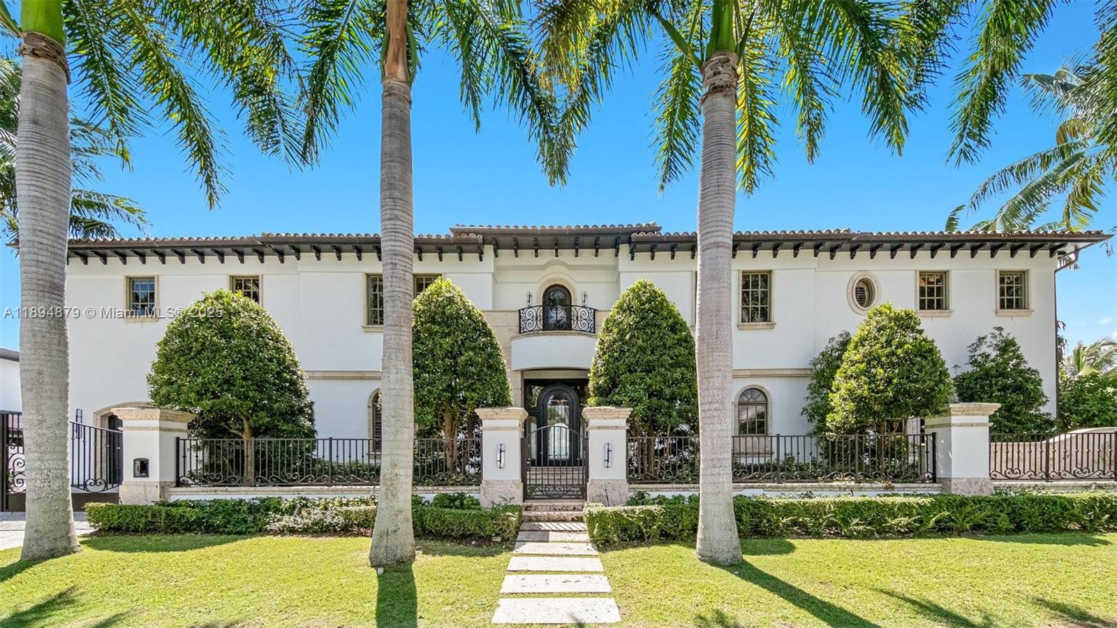 1331 Bay Ter North Bay Village, FL 33141