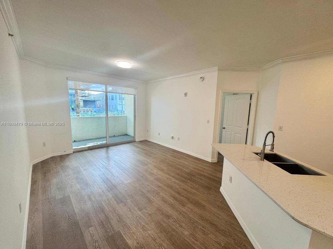 9172 Collins Ave #212