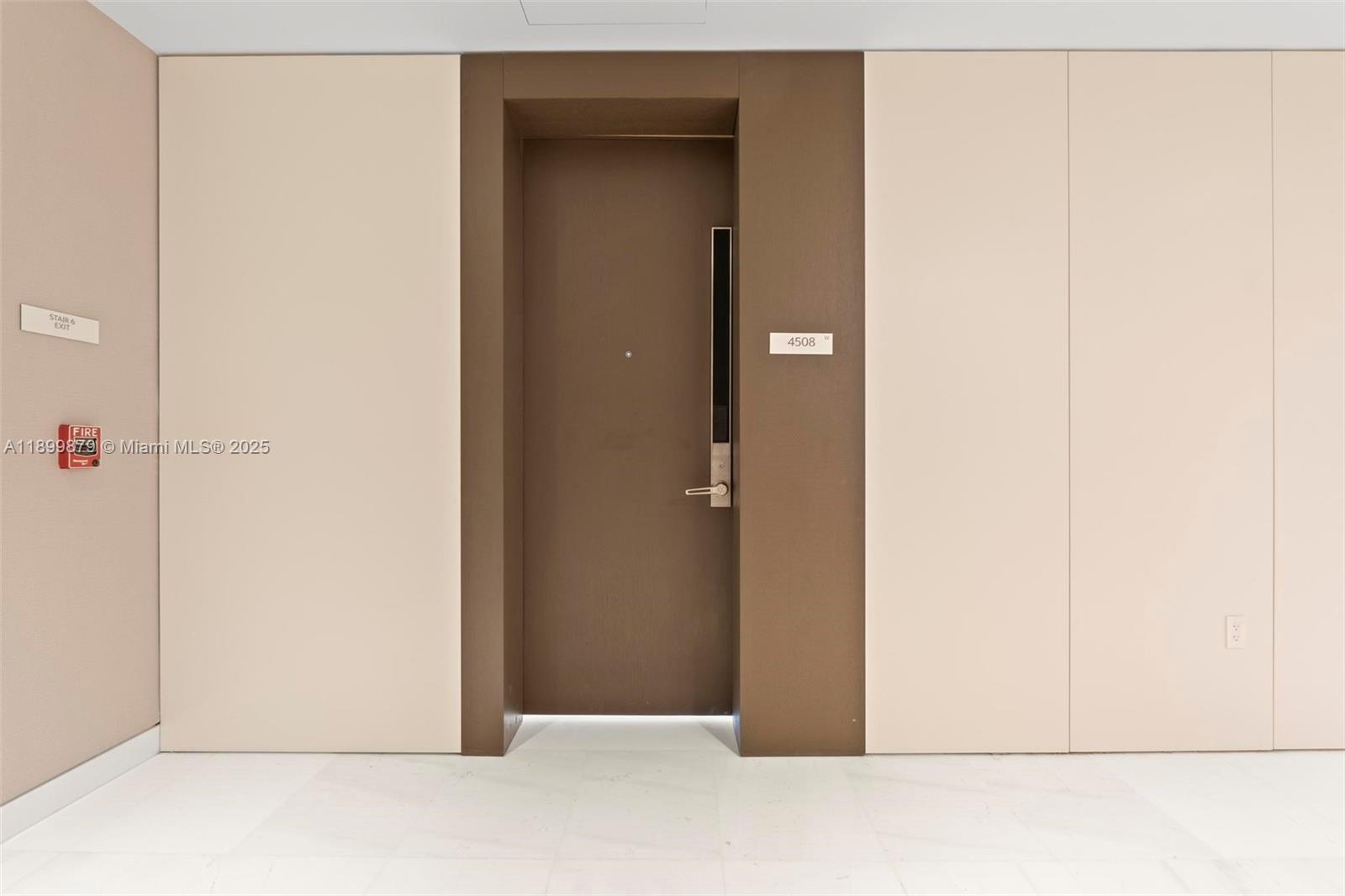 image Aston Martin20