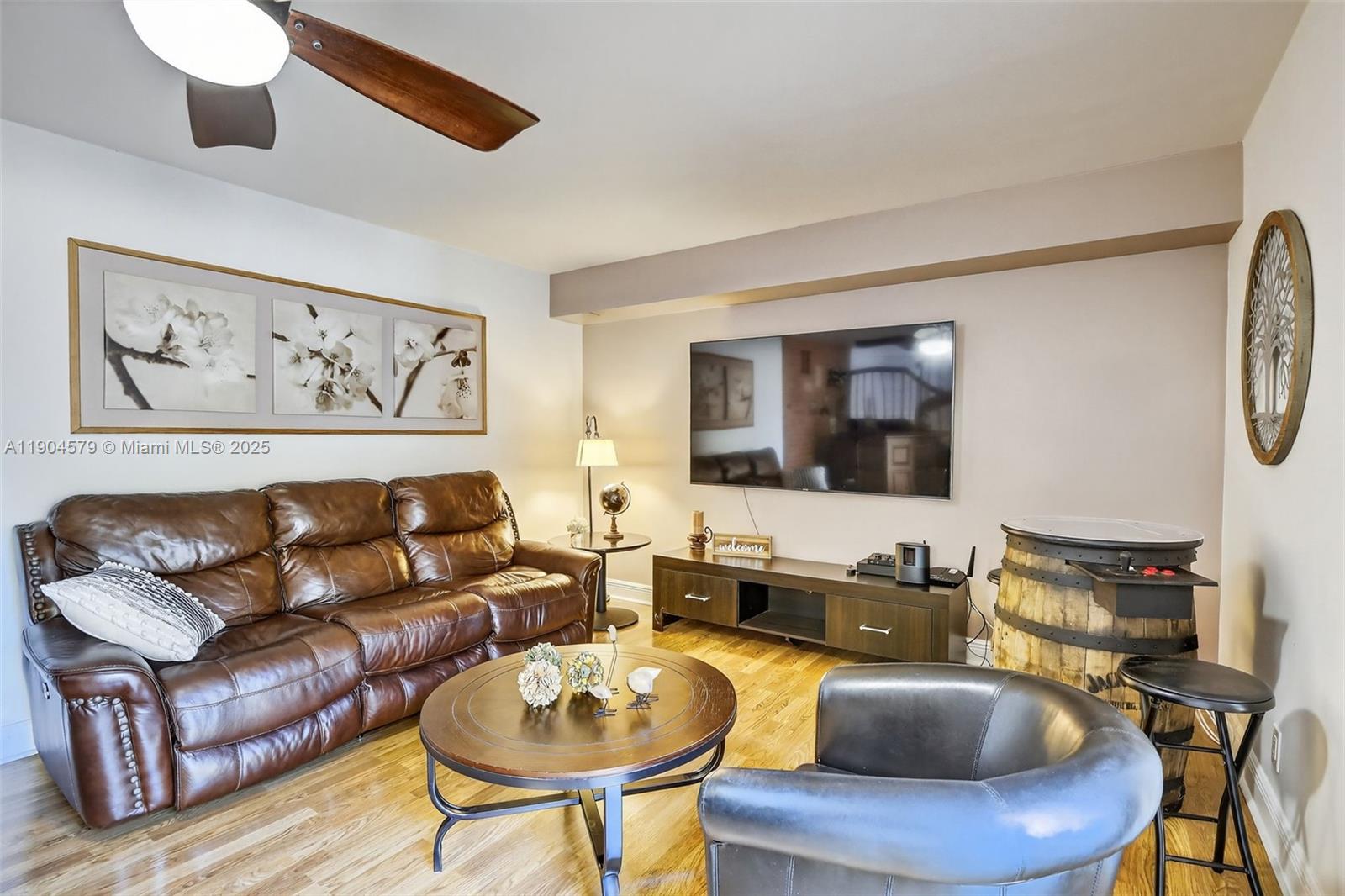 9927 NW 6th Pl Plantation, FL 33324