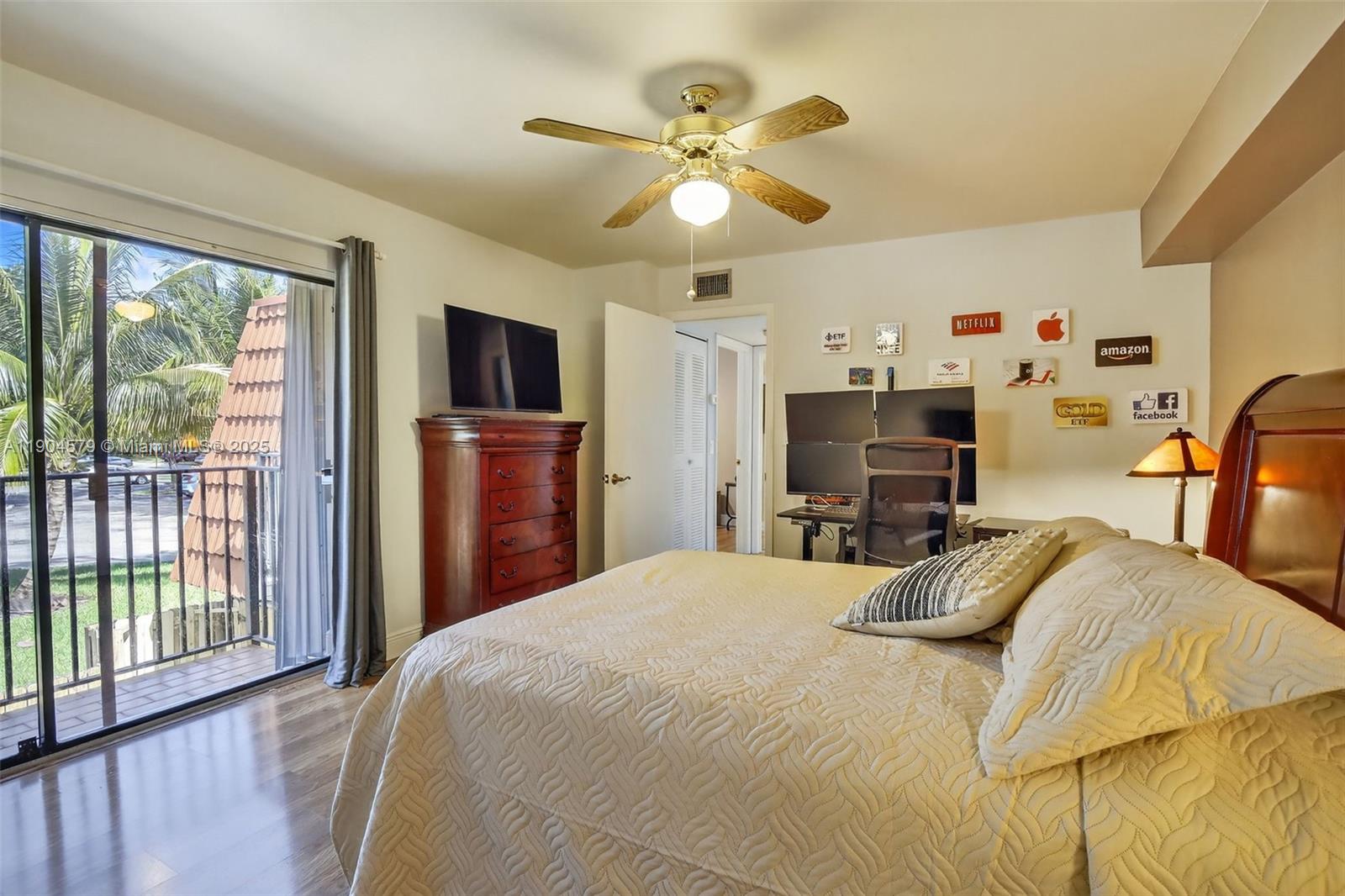 9927 NW 6th Pl Plantation, FL 33324