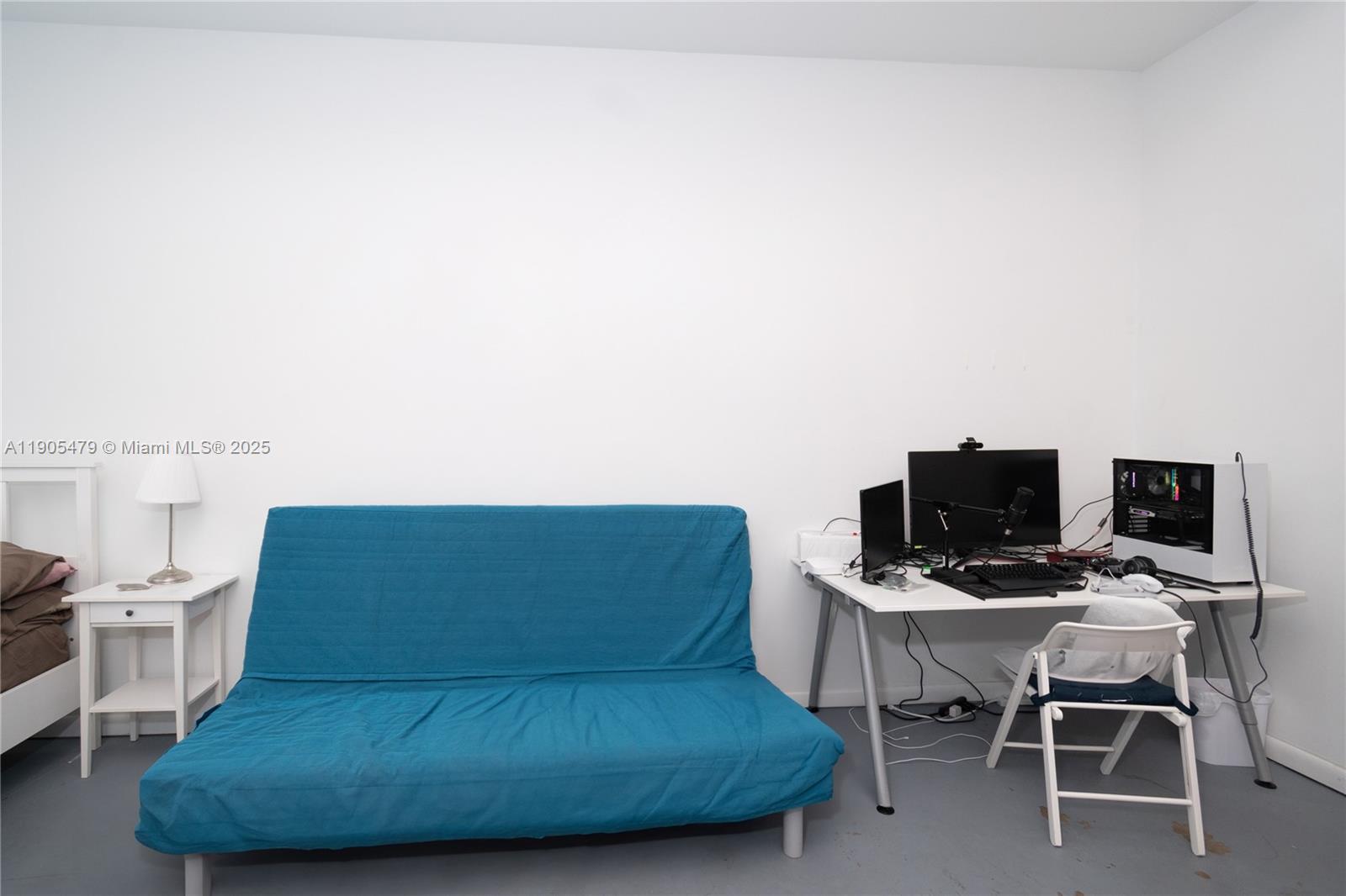 image Vizcayne South9