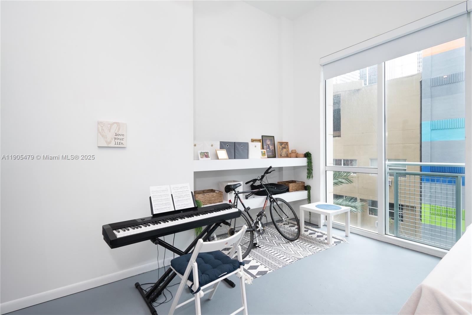 image Vizcayne South14