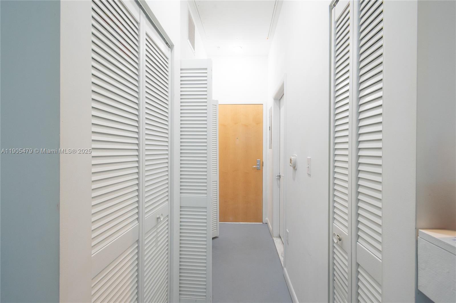 image Vizcayne South8