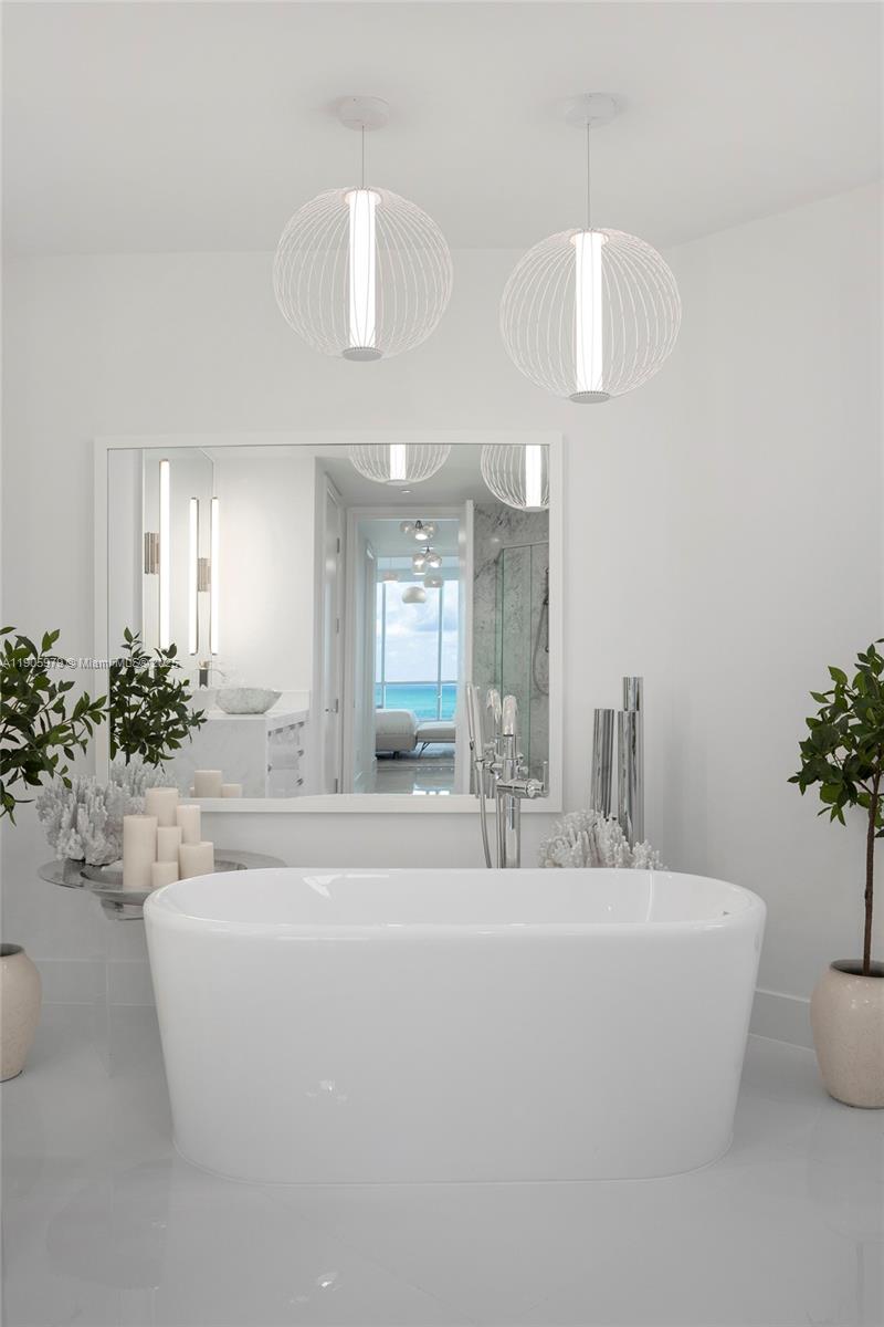 5959 Collins Ave #807 Miami Beach, FL 33140