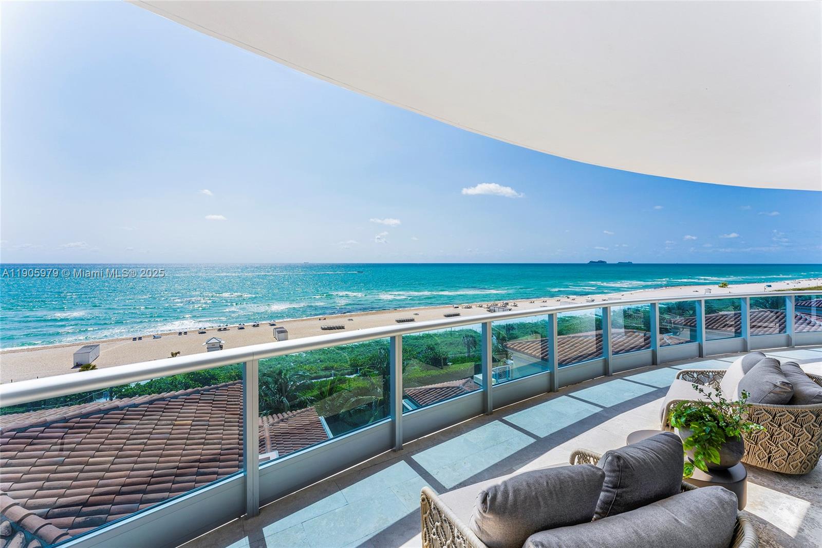 5959 Collins Ave #807 Miami Beach, FL 33140
