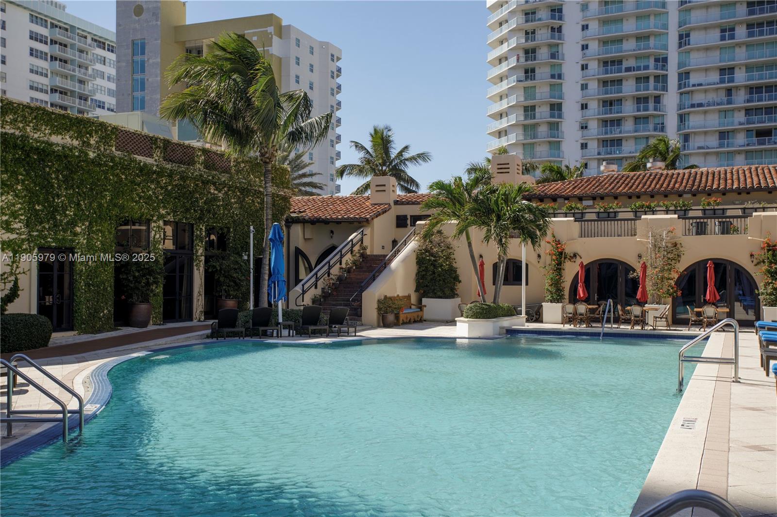 5959 Collins Ave #807 Miami Beach, FL 33140