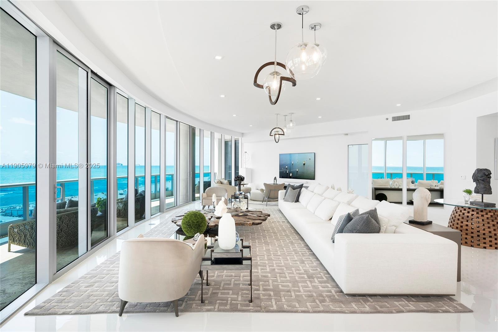 5959 Collins Ave #807 Miami Beach, FL 33140