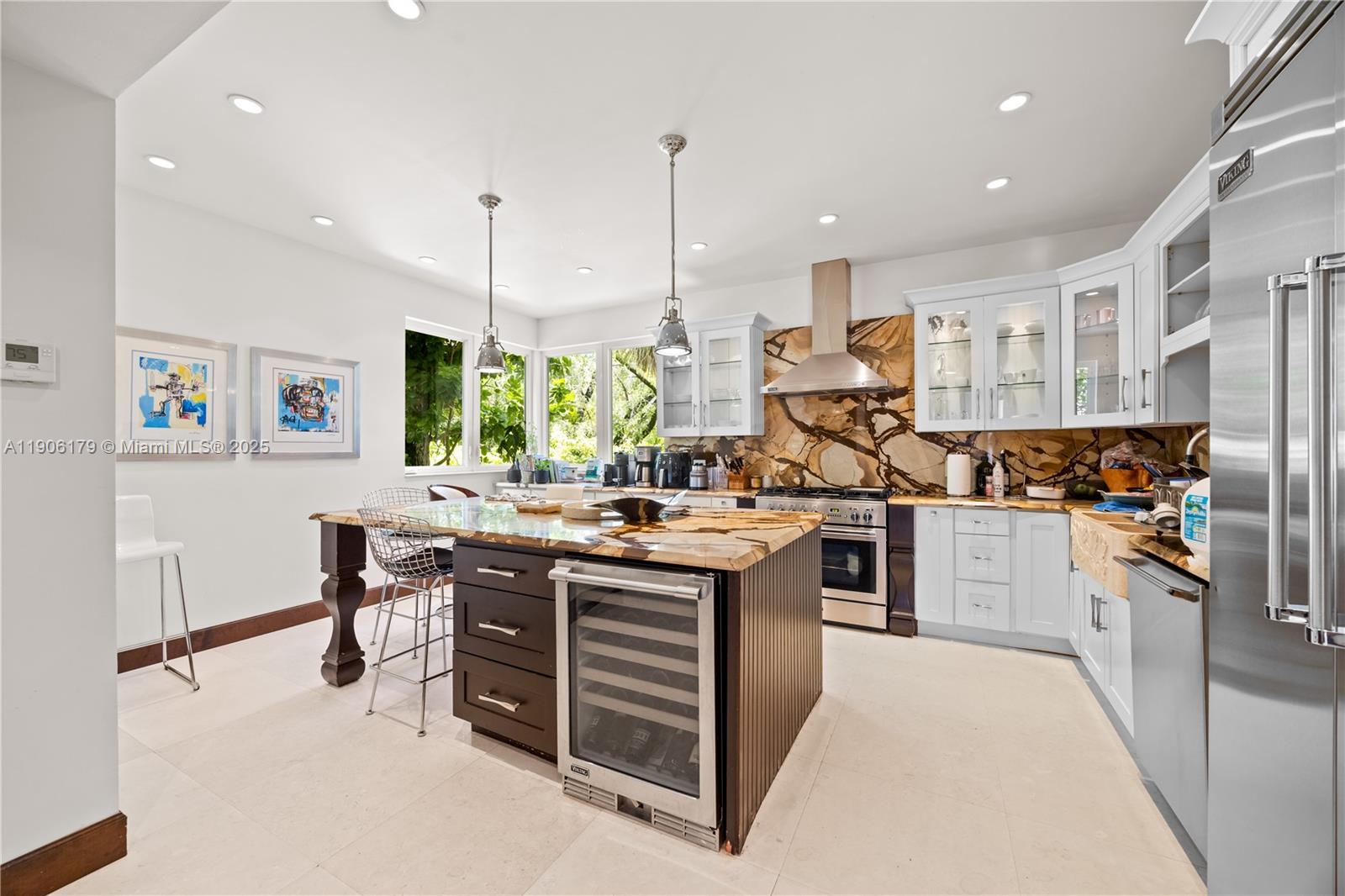 7141 E Lago Dr Coral Gables, FL 33143