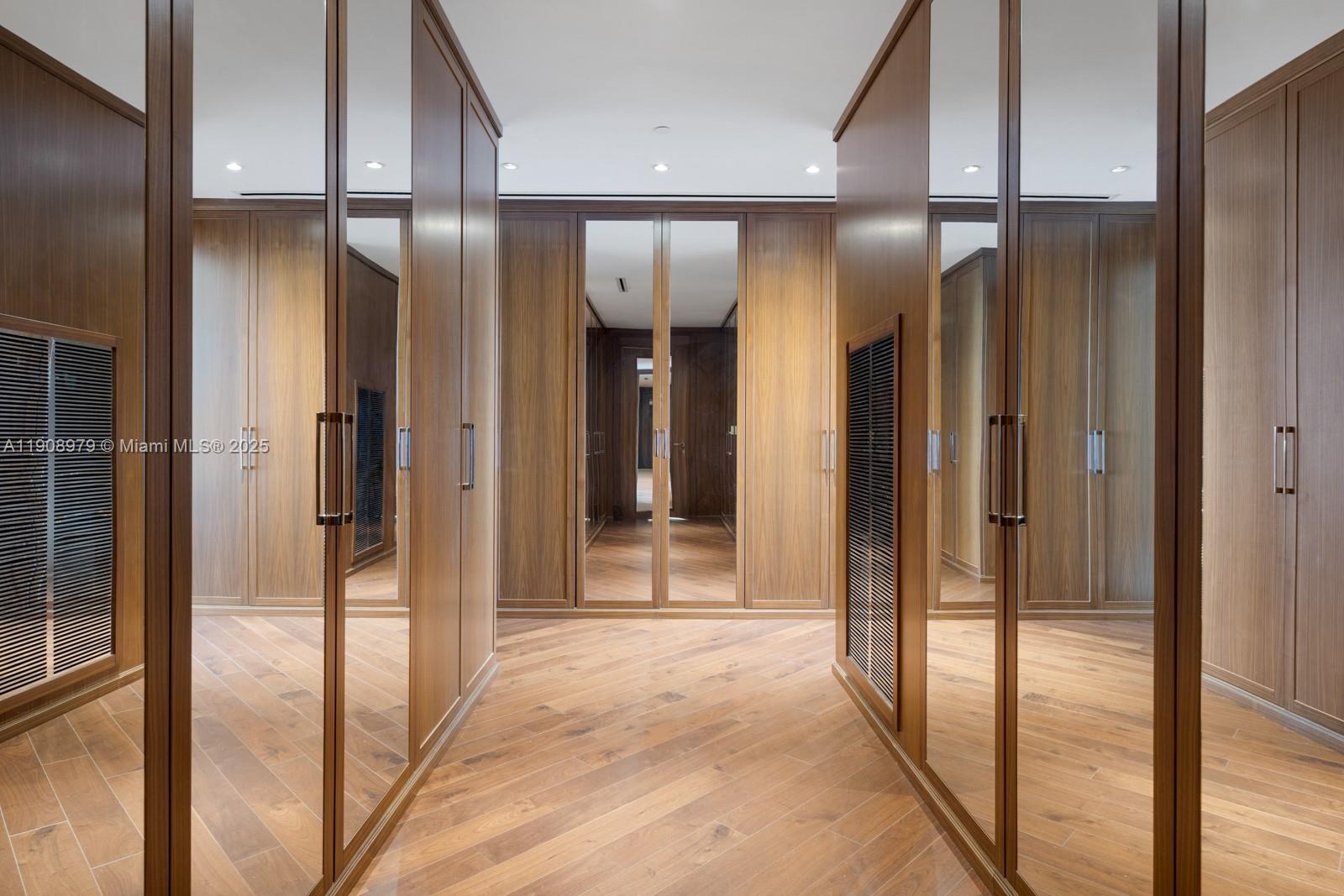 9703 E Collins Ave #PH-07 Bal Harbour, FL 33154