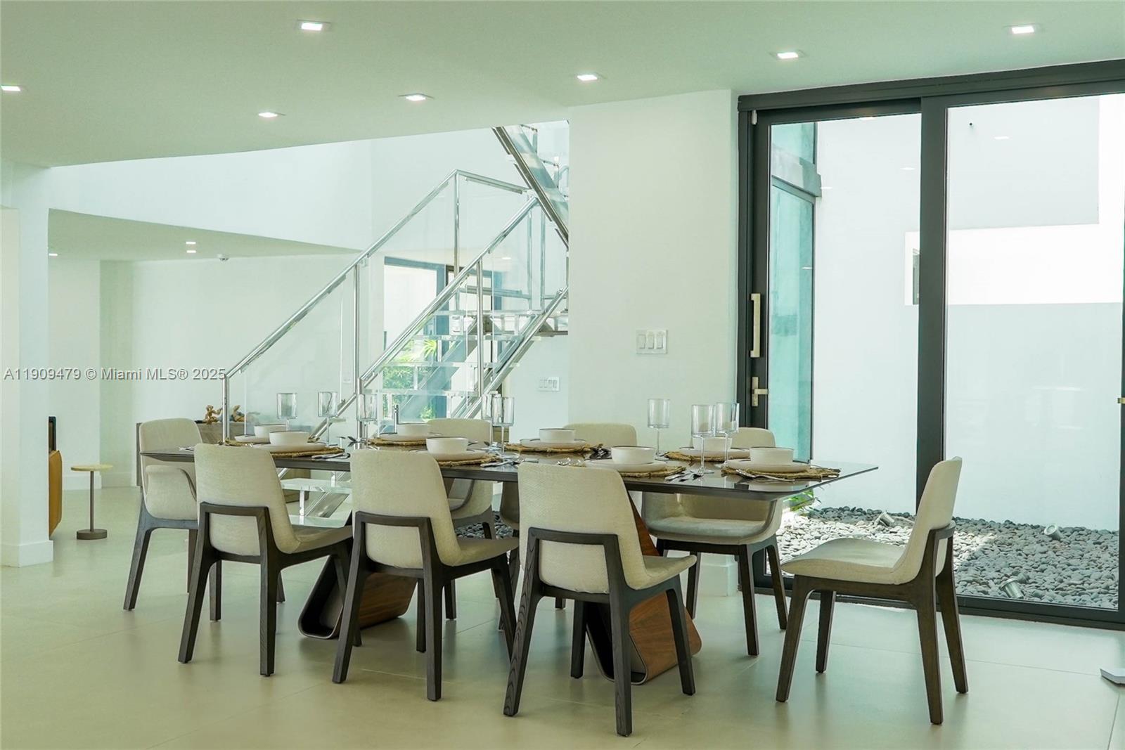 7720 Miami Vw Dr North Bay Village, FL 33141