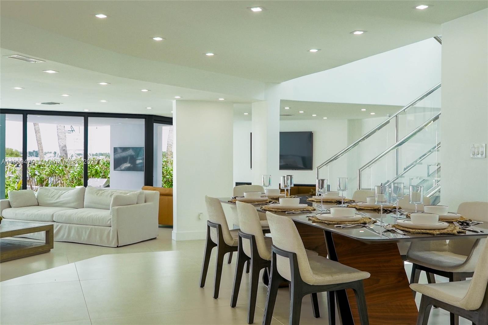 7720 Miami Vw Dr North Bay Village, FL 33141