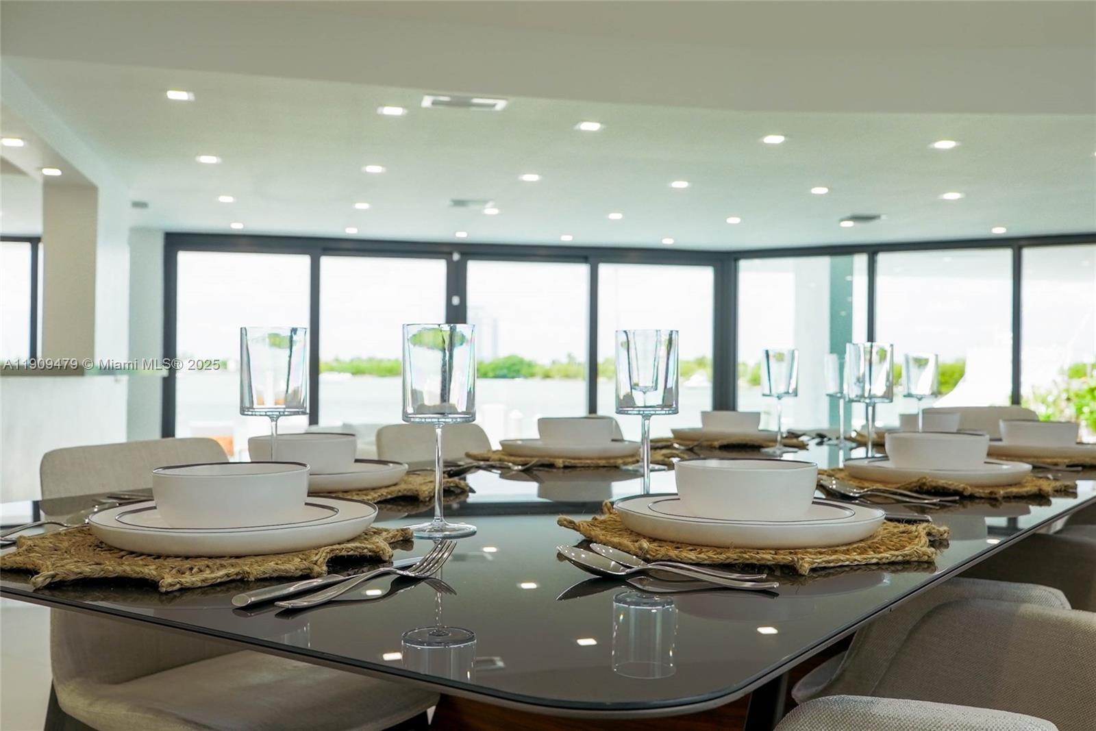 7720 Miami Vw Dr North Bay Village, FL 33141