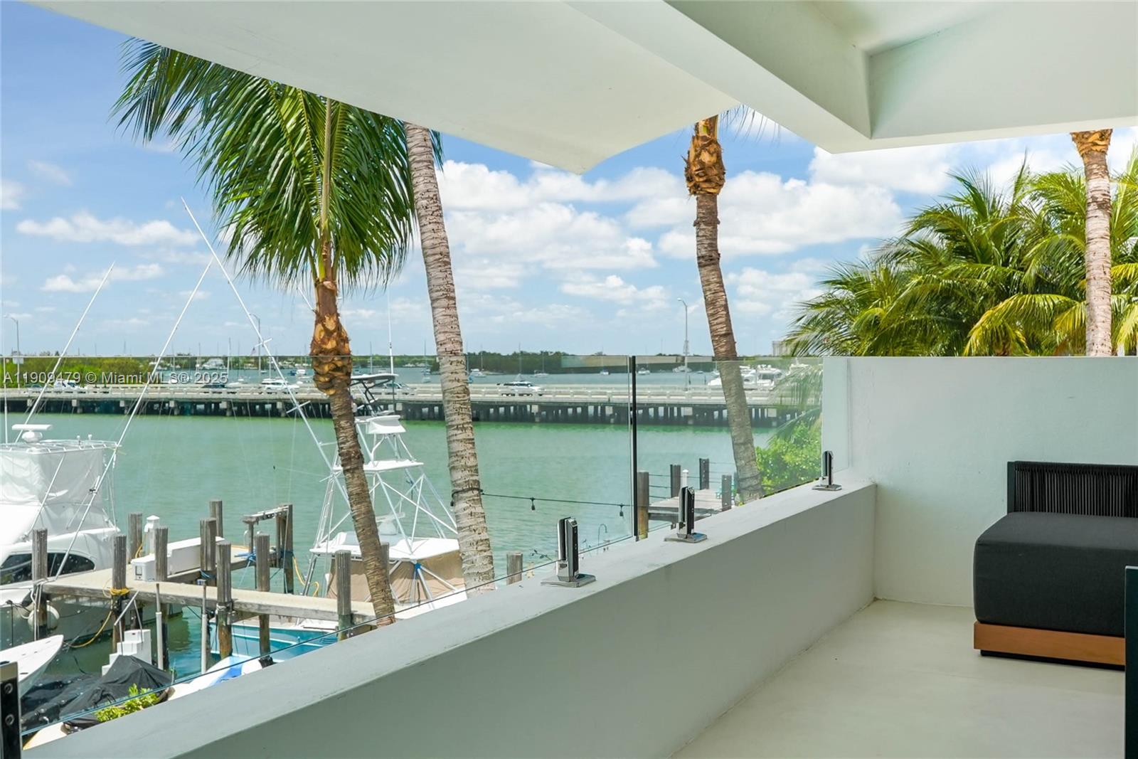 7720 Miami Vw Dr North Bay Village, FL 33141