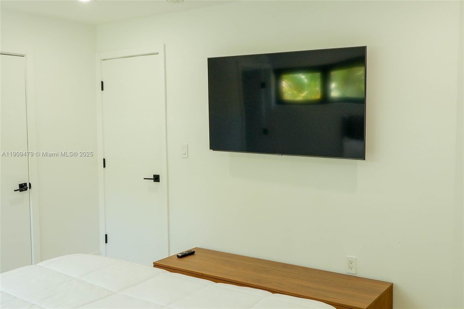 7720 Miami Vw Dr North Bay Village, FL 33141