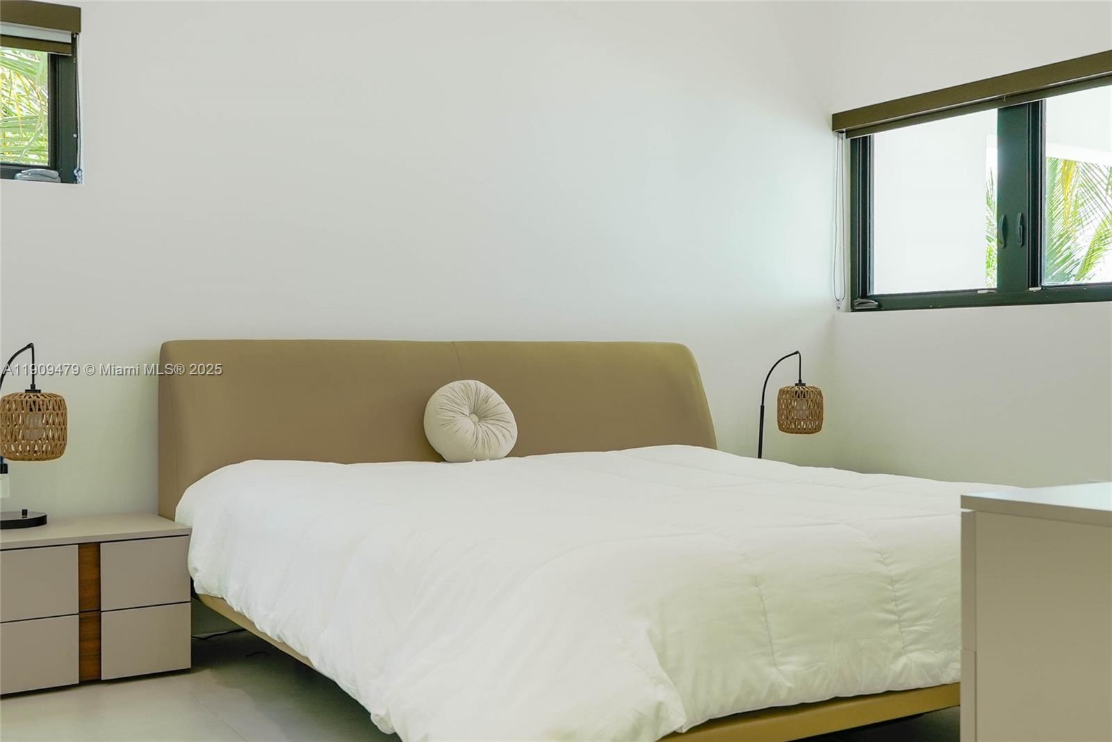 7720 Miami Vw Dr North Bay Village, FL 33141