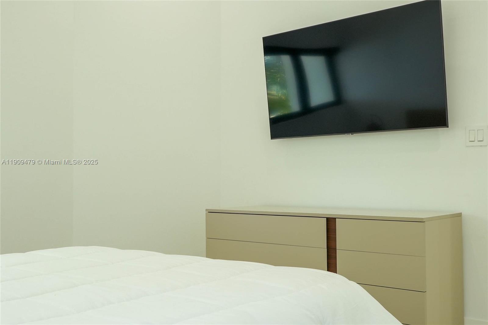 7720 Miami Vw Dr North Bay Village, FL 33141