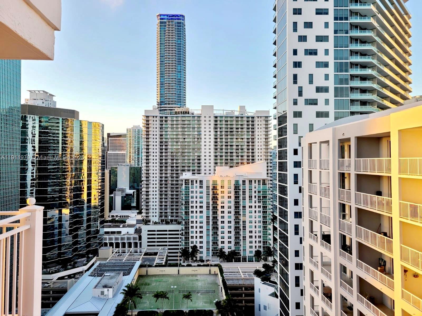 185 SE 14th Ter #2911