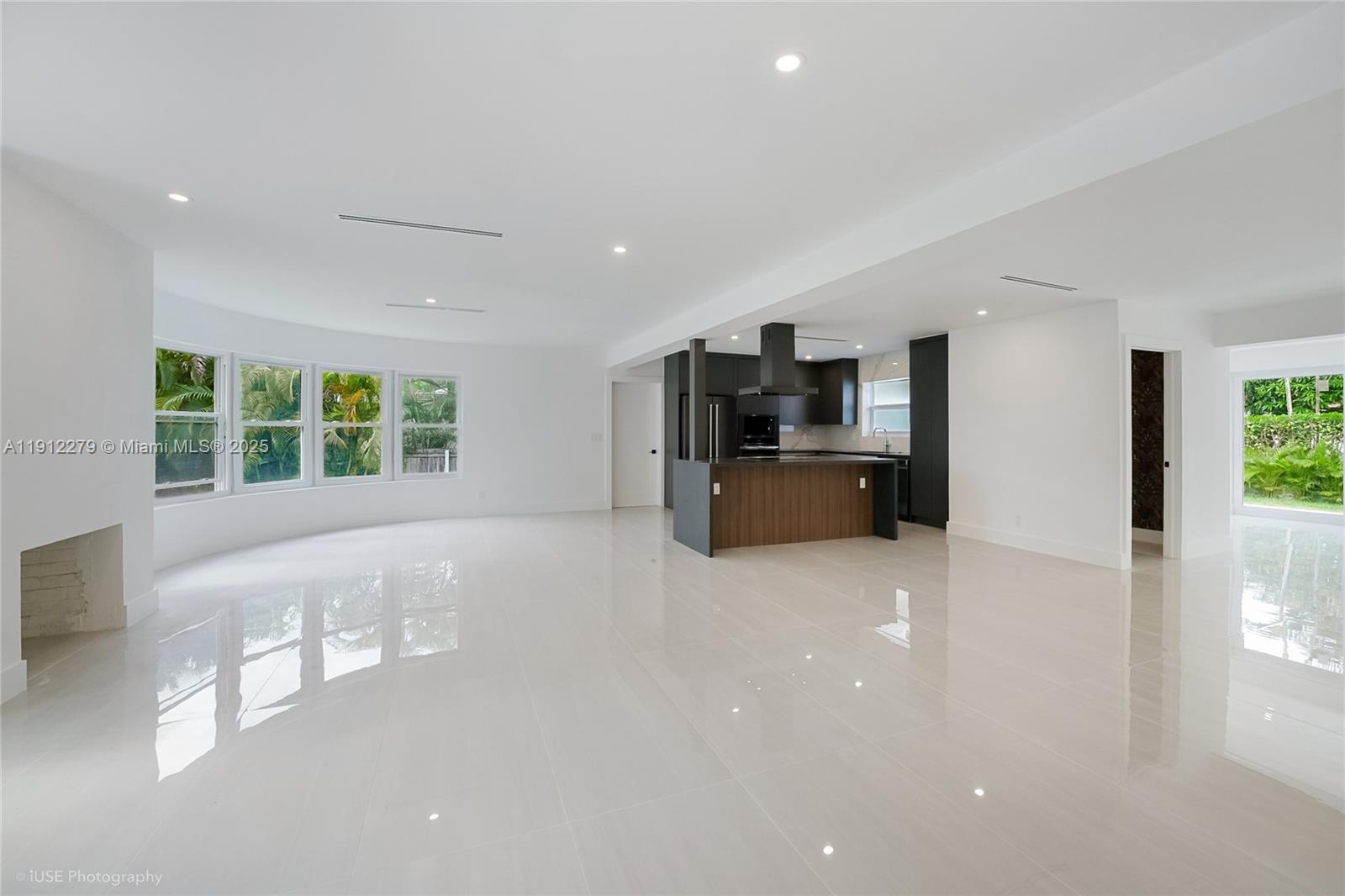 953 NE 91st Ter Miami Shores, FL 33138