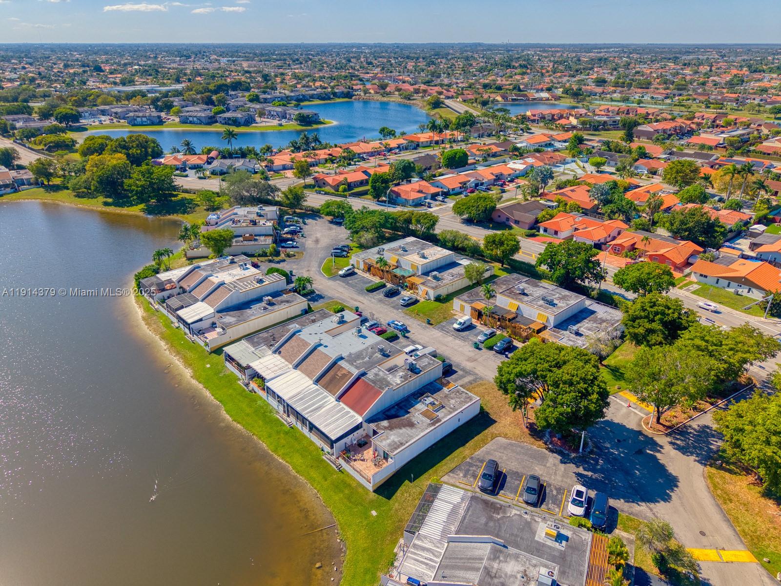 1207 SW 131st Pl Cir W Miami, FL 33184