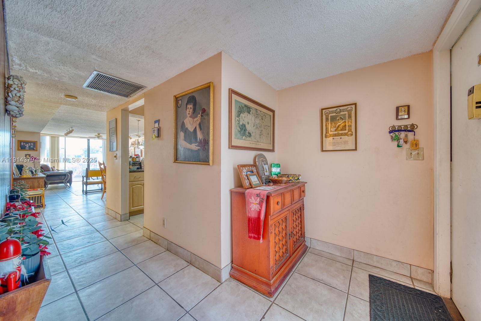1207 SW 131st Pl Cir W Miami, FL 33184
