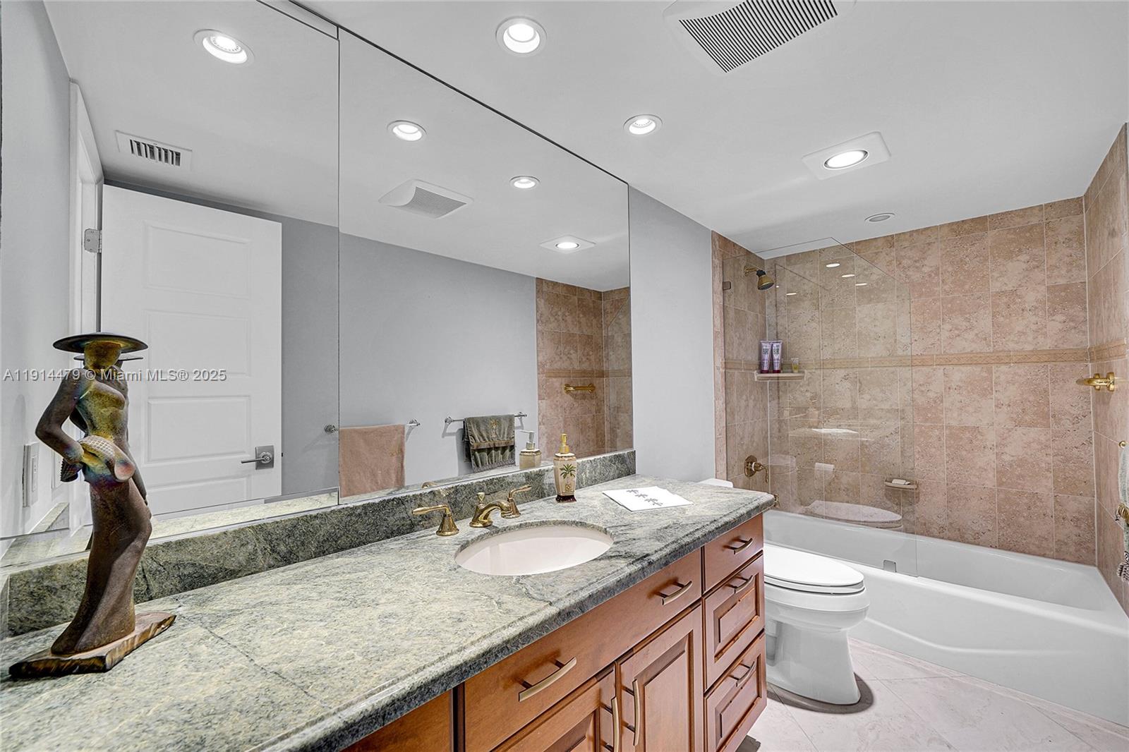 936 Intracoastal Dr #21A Fort Lauderdale, FL 33304