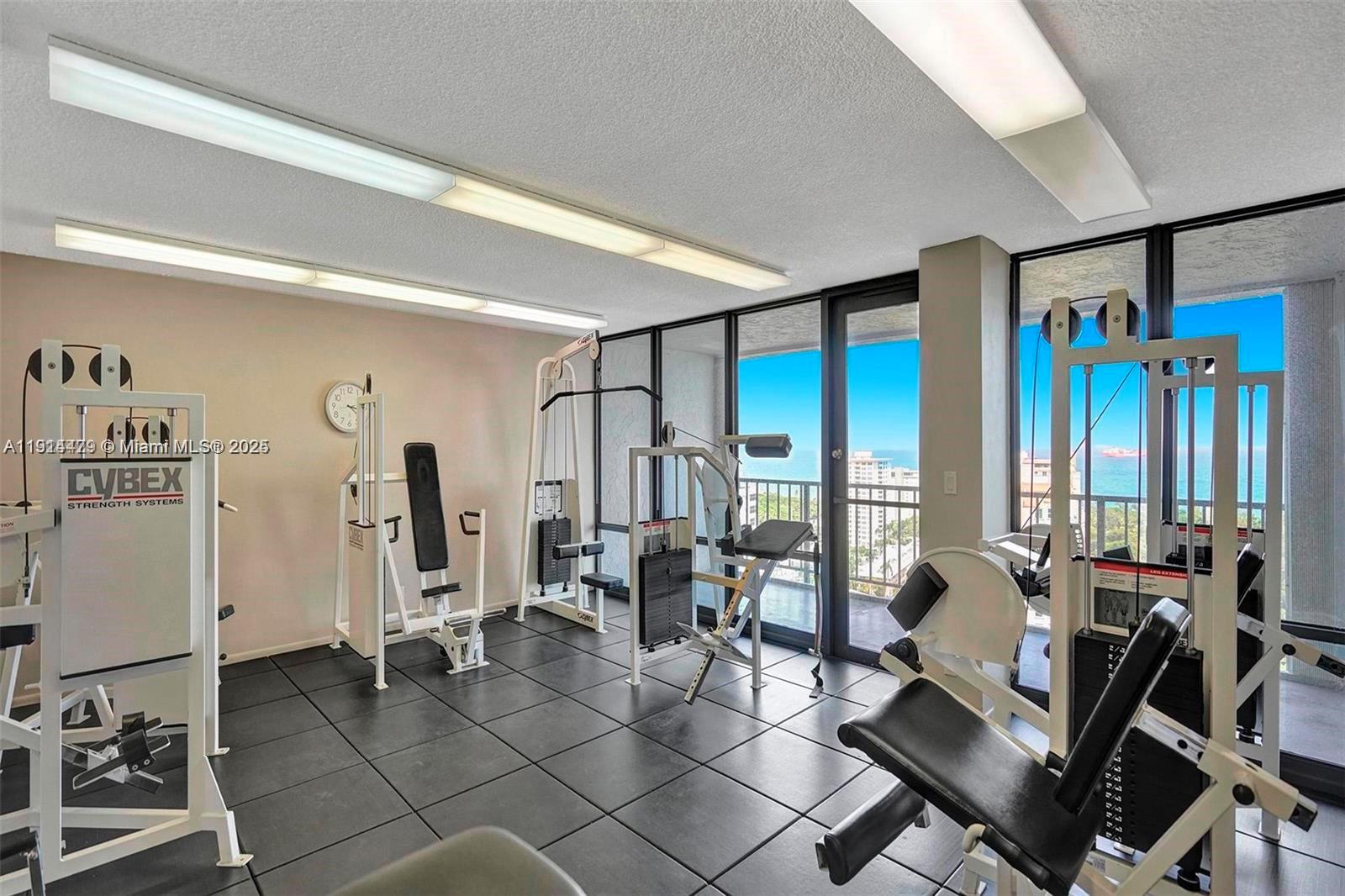936 Intracoastal Dr #21A Fort Lauderdale, FL 33304