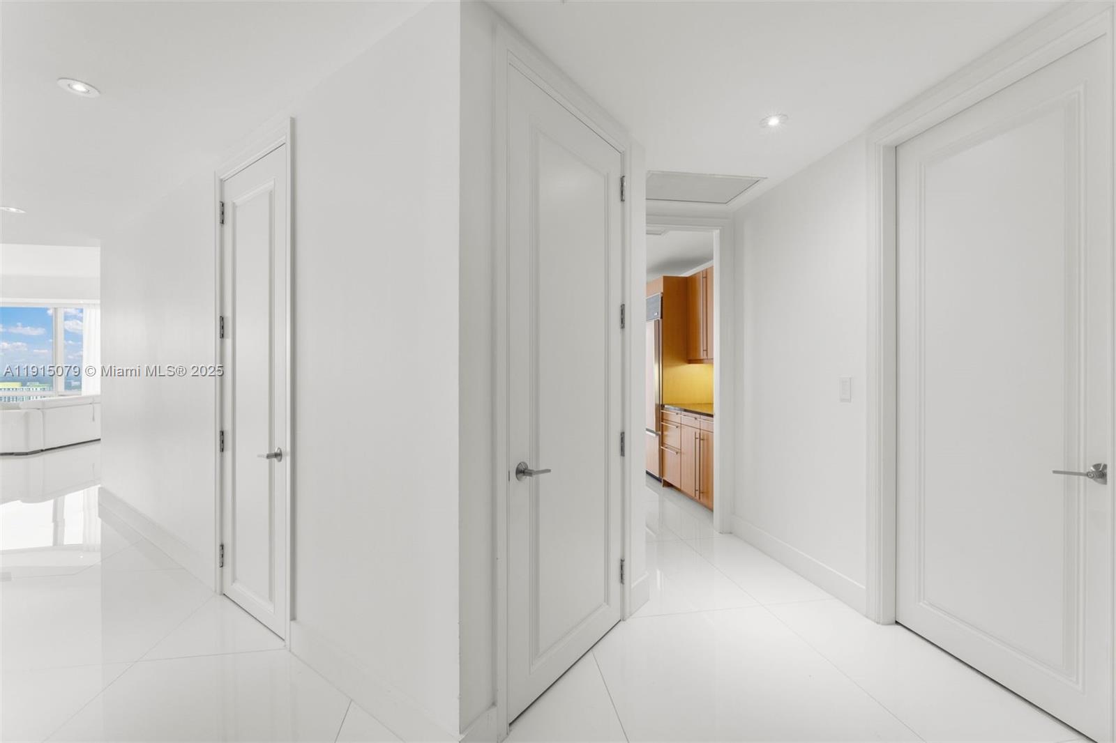 1425 Brickell Ave #54C Miami, FL 33131