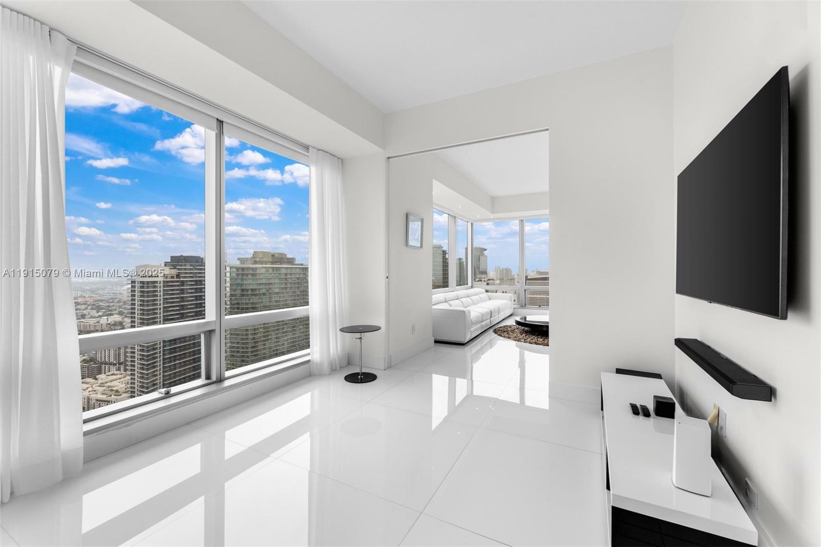 1425 Brickell Ave #54C Miami, FL 33131