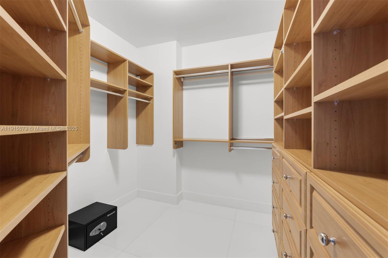 1425 Brickell Ave #54C Miami, FL 33131