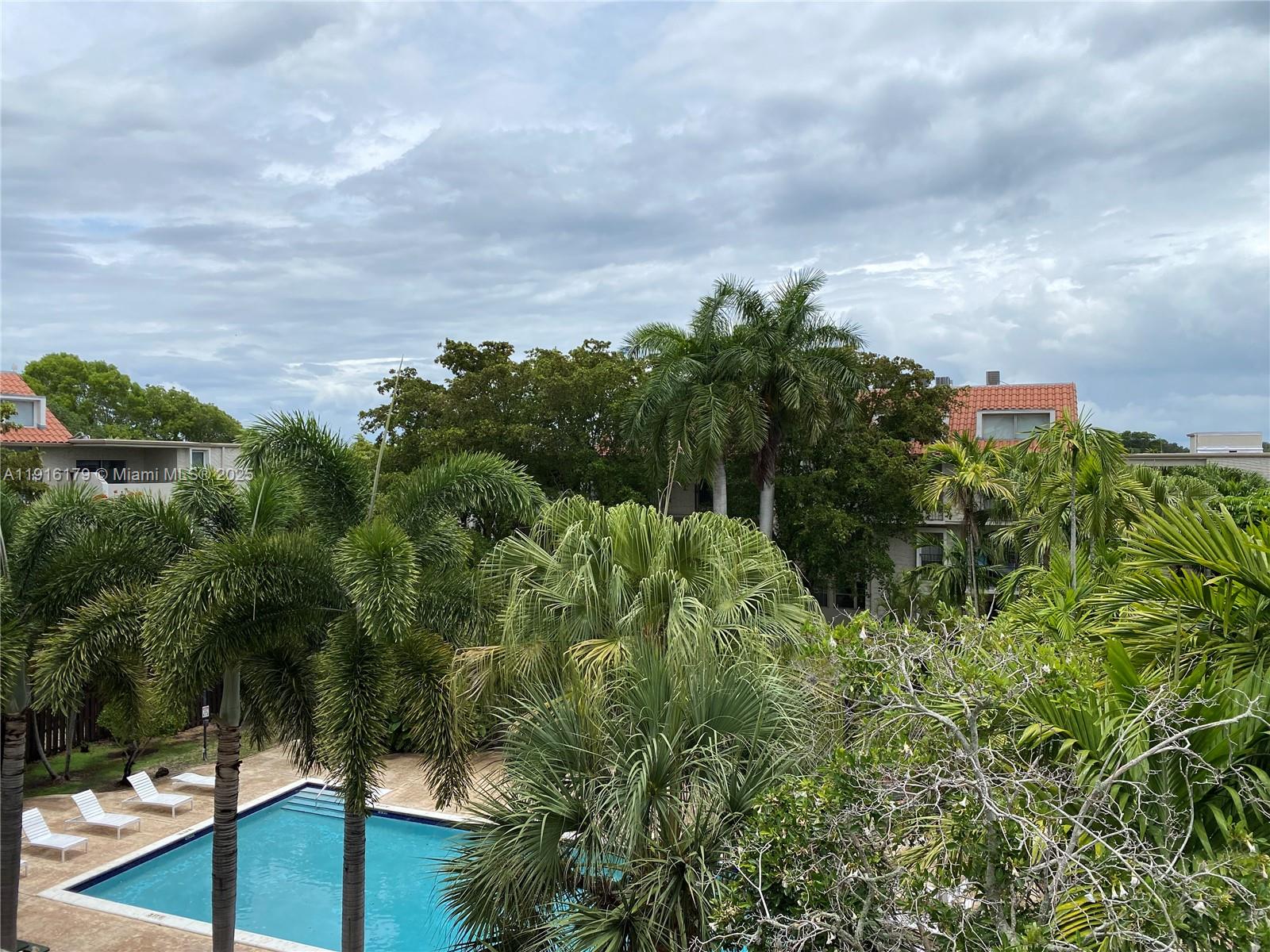 6900 N Kendall Dr #A408 Pinecrest, FL 33156