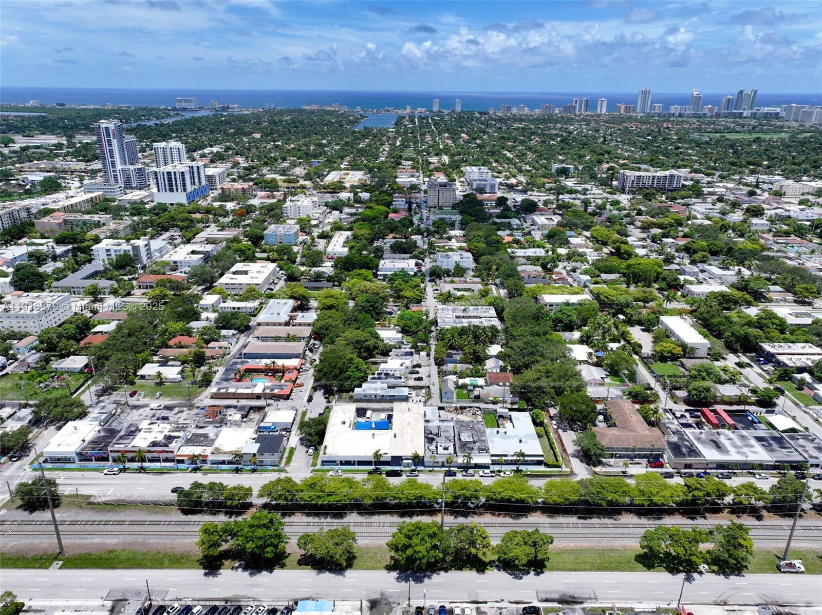 601 S 21st Ave Hollywood, FL 33020