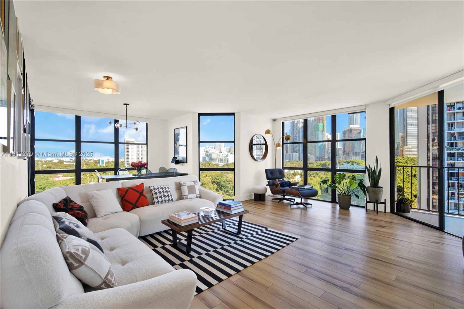 1915 Brickell Ave #C1101