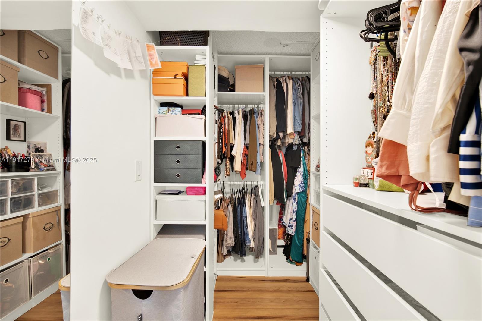 1915 Brickell Ave #C1101 Miami, FL 33129