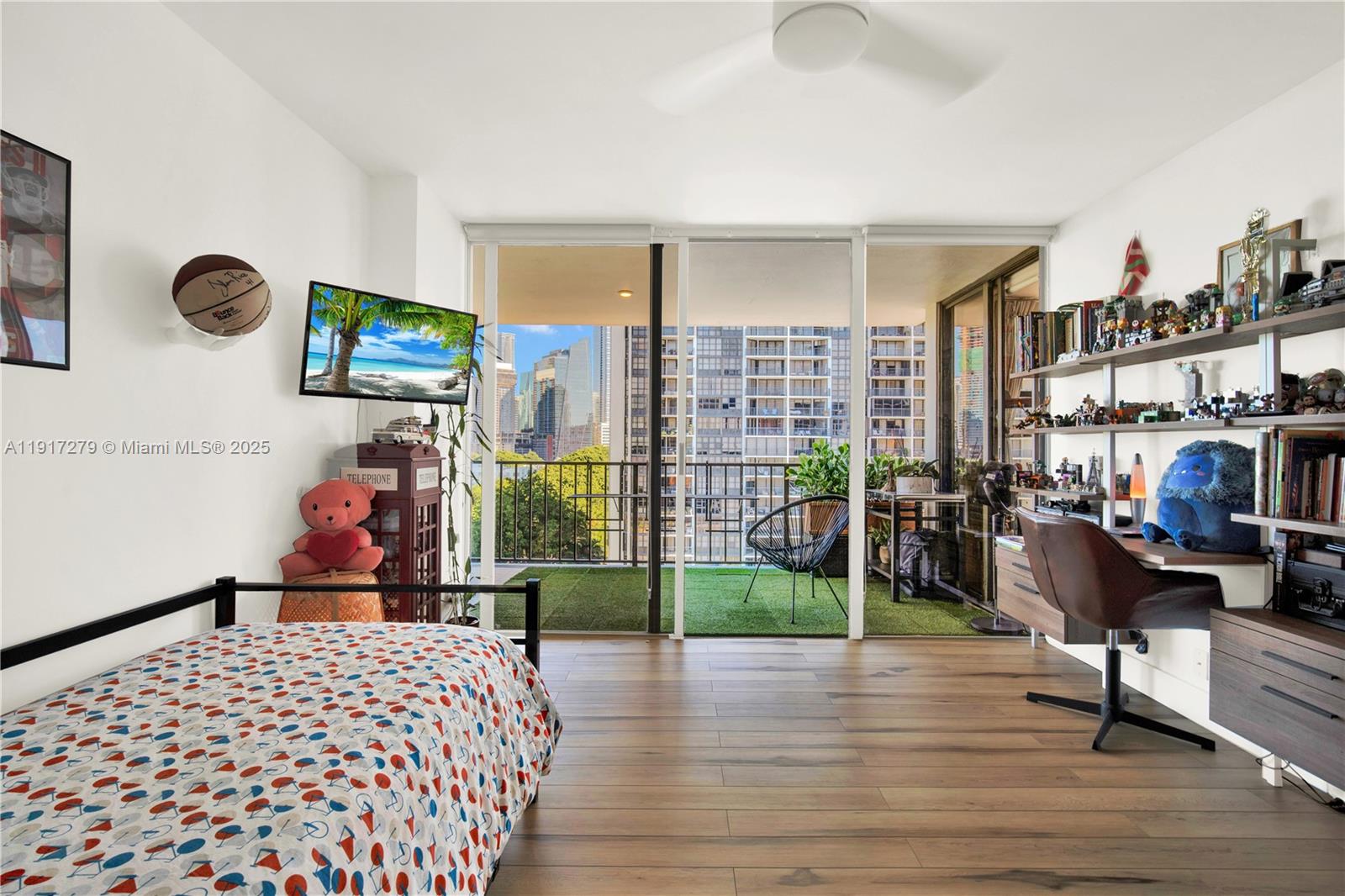 1915 Brickell Ave #C1101 Miami, FL 33129