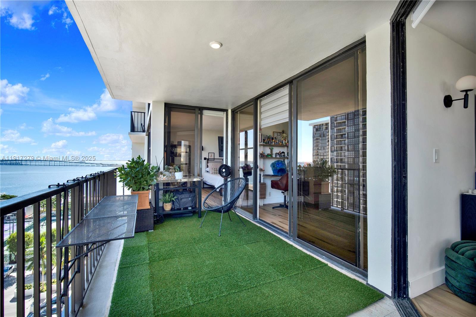 1915 Brickell Ave #C1101 Miami, FL 33129