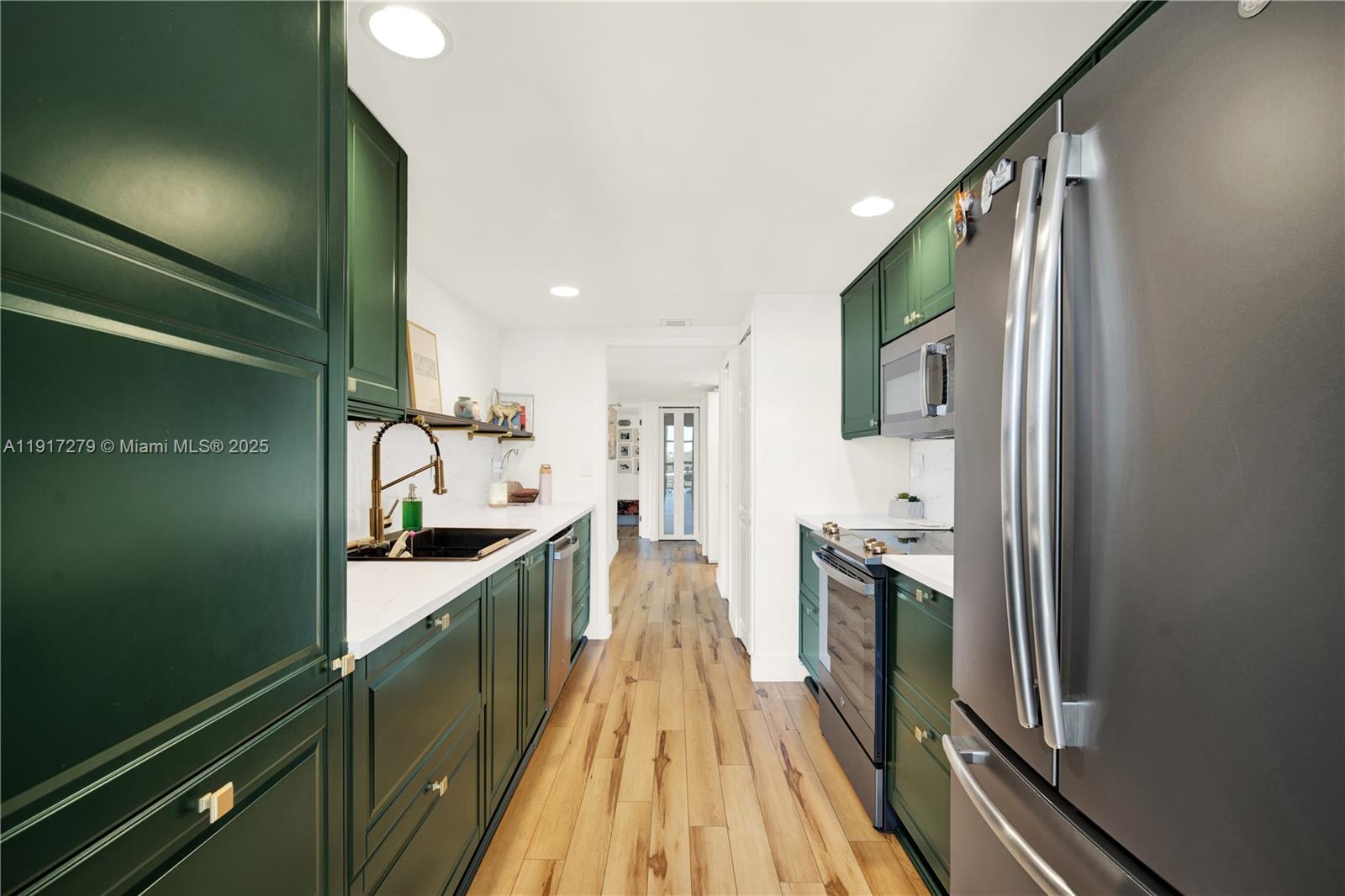 1915 Brickell Ave #C1101 Miami, FL 33129