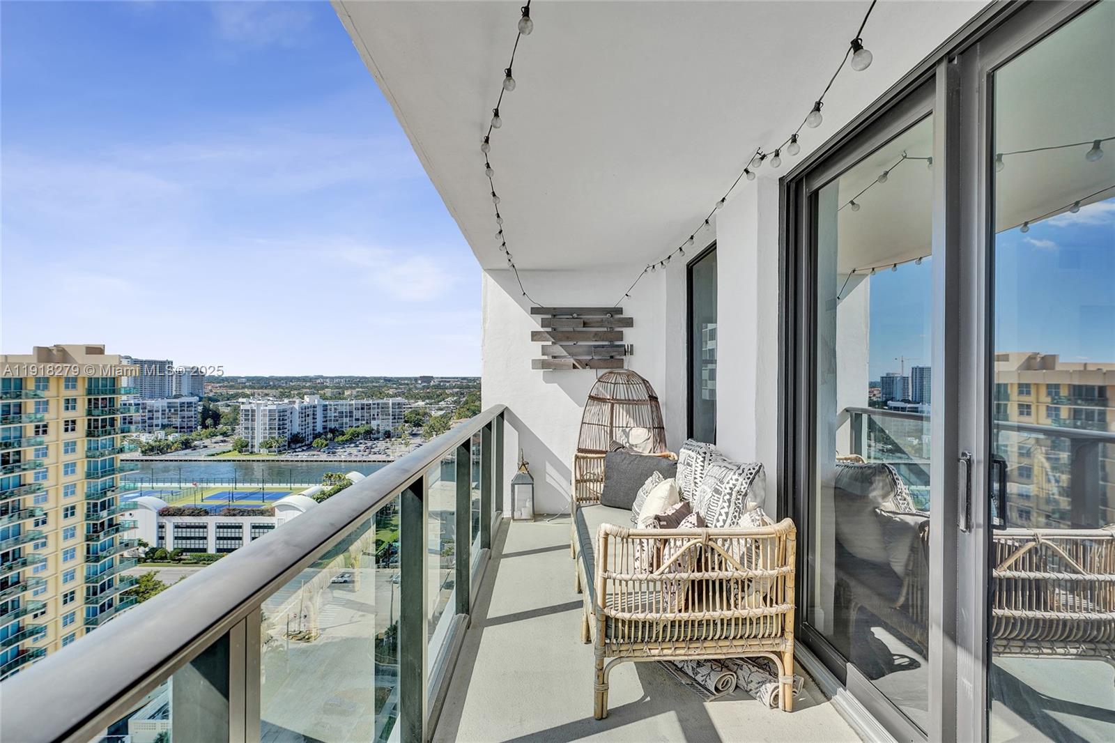 2301 S Ocean Dr #1807 (available Dec 10) Hollywood, FL 33019