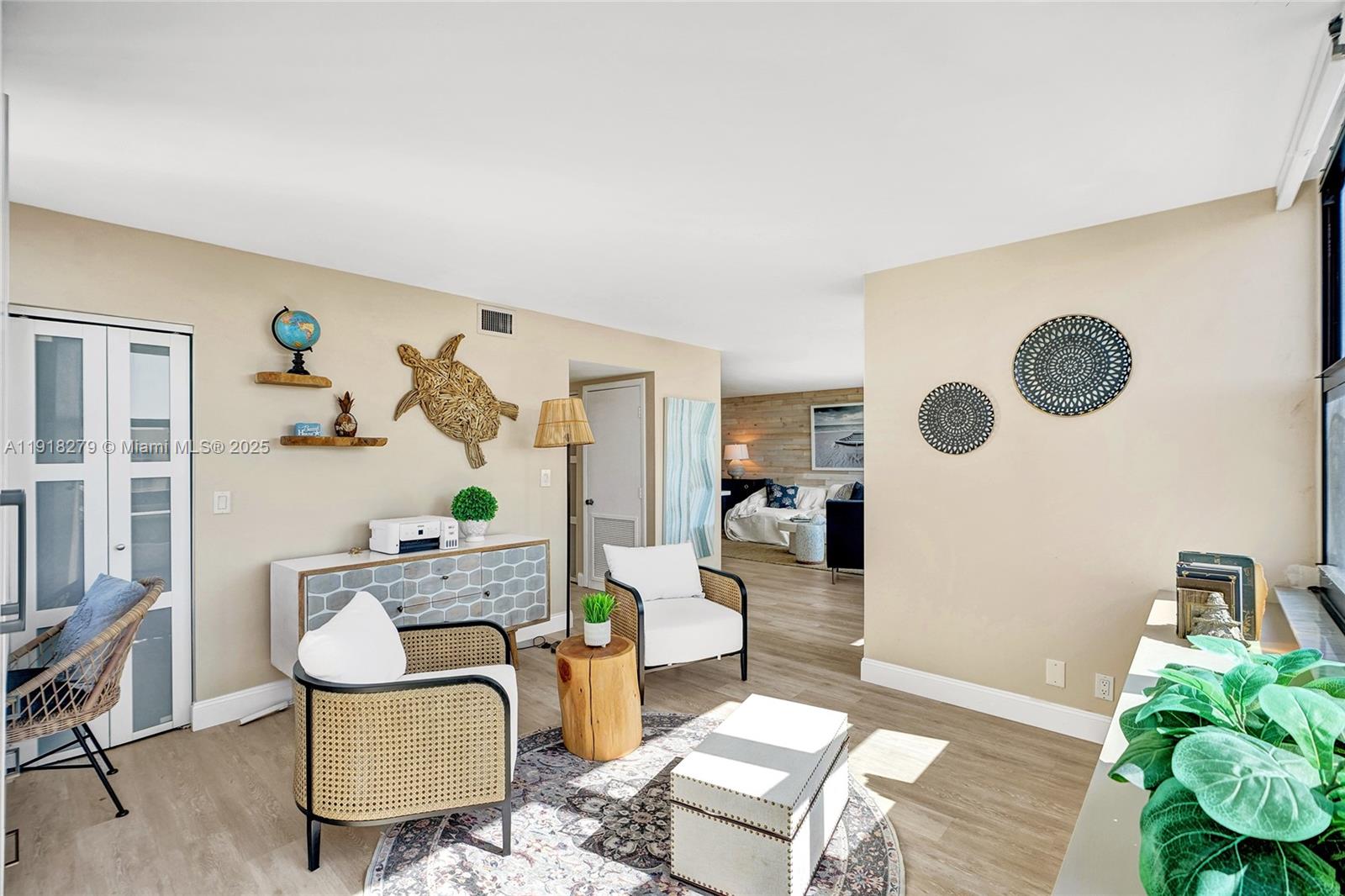 2301 S Ocean Dr #1807 (available Dec 10) Hollywood, FL 33019