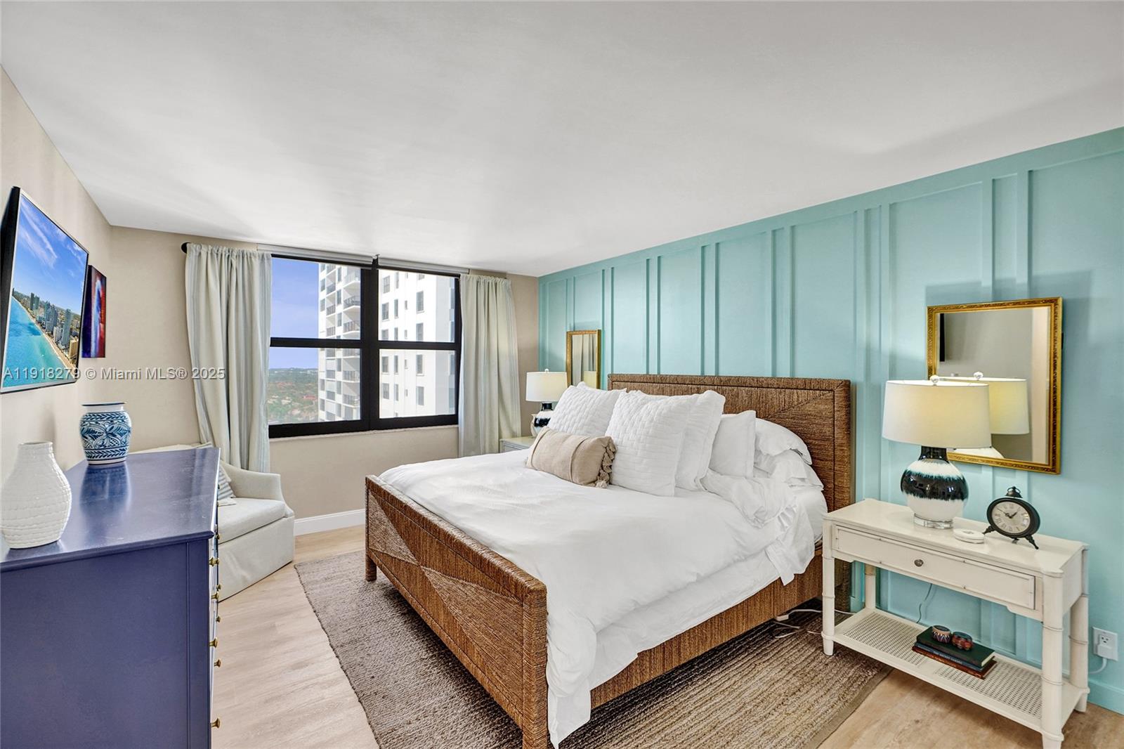 2301 S Ocean Dr #1807 (available Dec 10) Hollywood, FL 33019