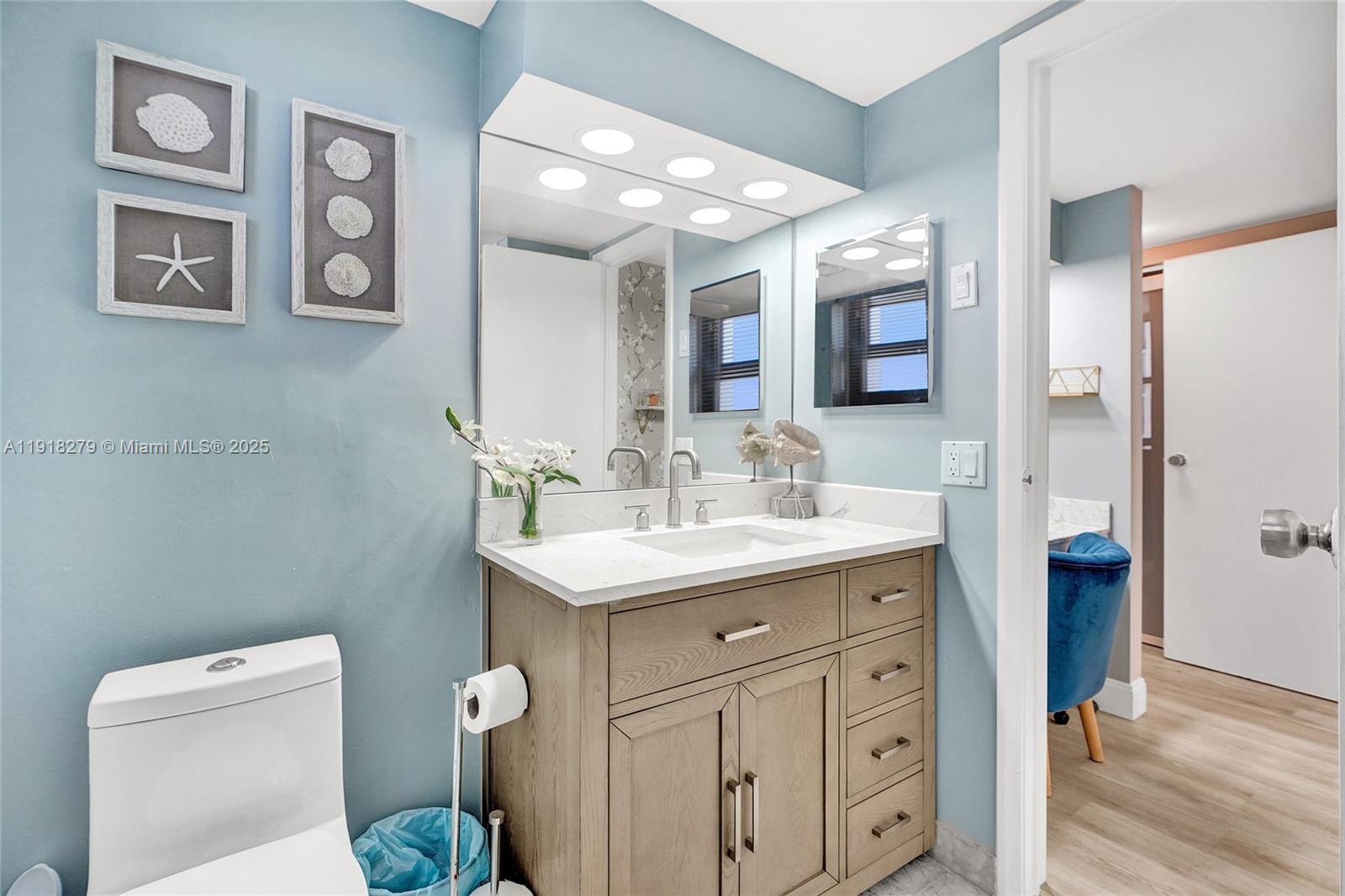 2301 S Ocean Dr #1807 (available Dec 10) Hollywood, FL 33019