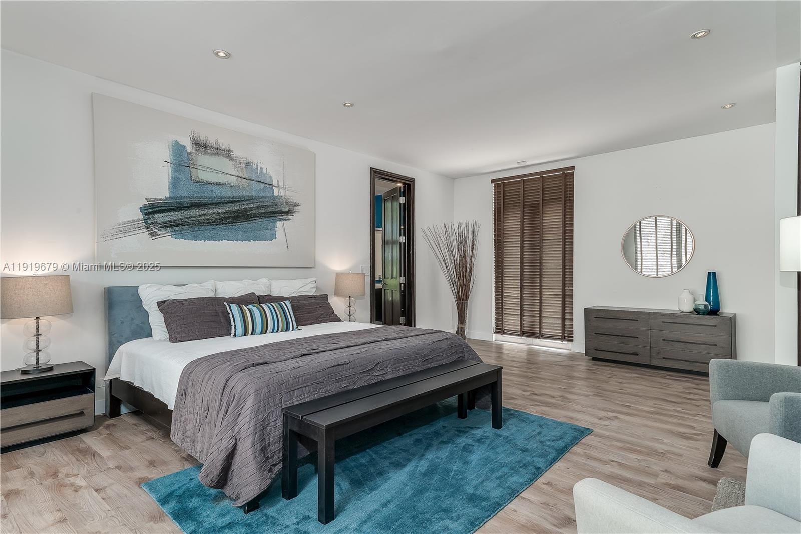 111 S Hibiscus Dr Miami Beach, FL 33139